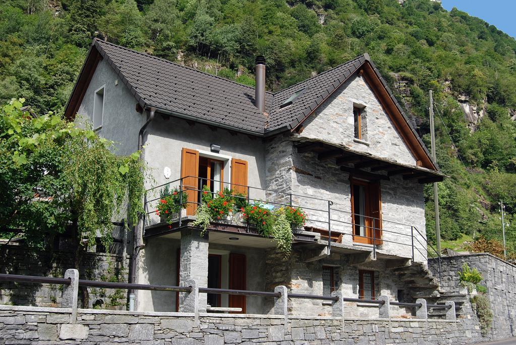 Casa Fontanella Villa Brione  Exterior foto
