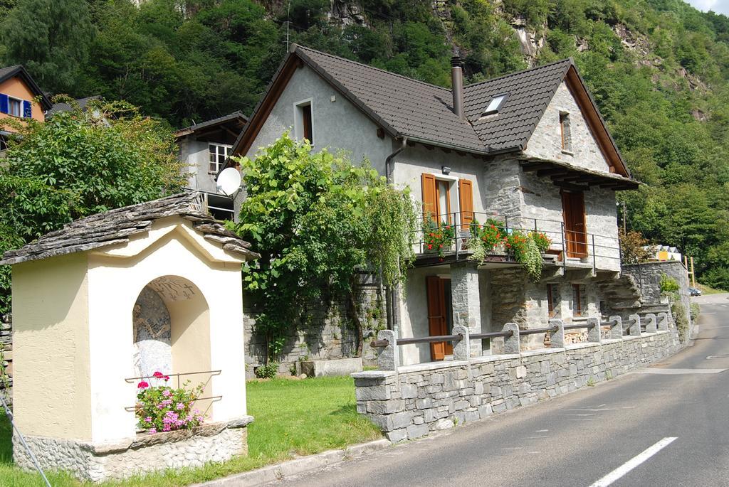 Casa Fontanella Villa Brione  Exterior foto